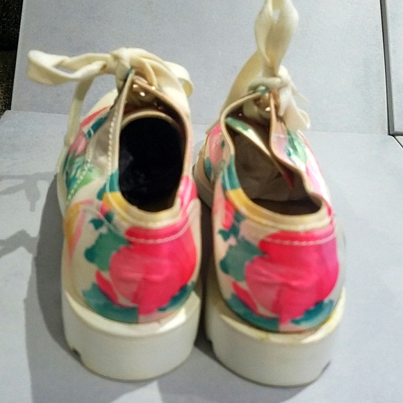 Vintage Chanel - Picture 4 of 10